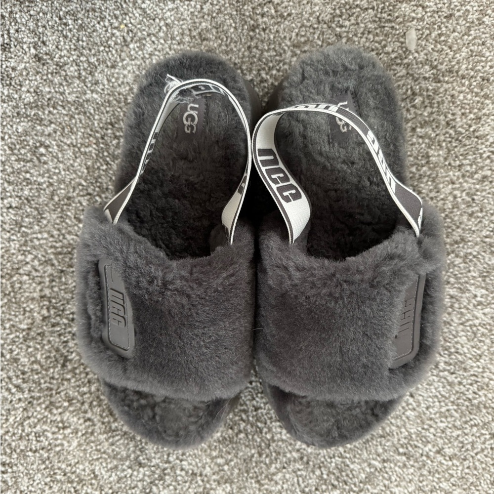 Grey Ugg Slippers Size 7